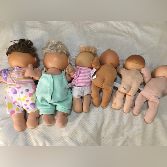 Cabbage Patch Dolls Lot - Picture 2 of 2